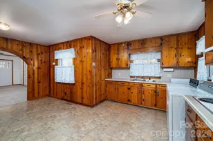 1203 W Gold Street Ext, Kings Mountain, NC 28086 - Photo 28