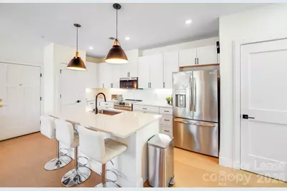 3000 South Boulevard #304, Charlotte, NC 28209 - Photo 2