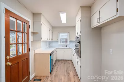 828 E Main Street, Shelby, NC 28150 - Photo 14