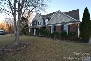 910 Springwood Dr, Waxhaw, NC 28173 - Photo 2