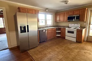 315 Brookwood Dr, Salisbury, NC 28146 - Photo 2