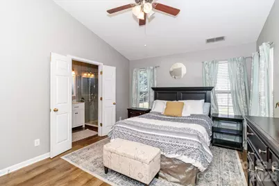 6425 Tunston Lane, Charlotte, NC 28269 - Photo 18
