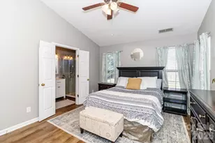 6425 Tunston Ln, Charlotte, NC 28269 - Photo 18