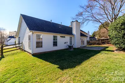 6425 Tunston Lane, Charlotte, NC 28269 - Photo 28