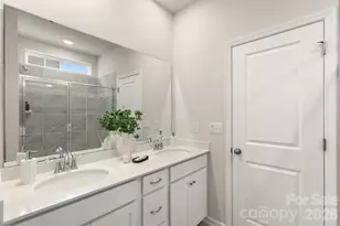 15224 Lake Ridge Rd, Charlotte, NC 28278 - Photo 16