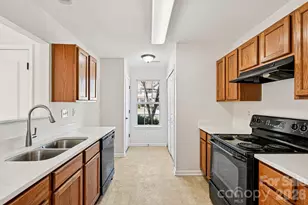 97 Ashton Bluff Cir, Mount Holly, NC 28120 - Photo 14