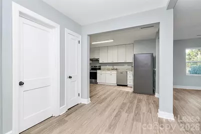 1521 Effingham Road, Charlotte, NC 28208 - Photo 6