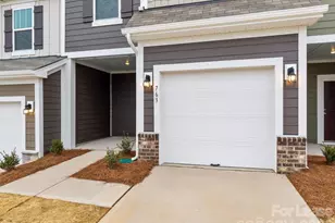 763 Lock Haven Dr, Concord, NC 28027 - Photo 2