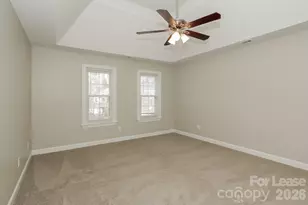 9101 Brightleaf Pl, Charlotte, NC 28269 - Photo 10