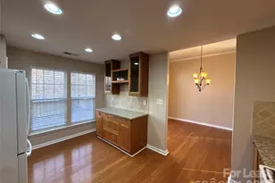 12026 Cheviott Hill Ln, Charlotte, NC 28213 - Photo 6