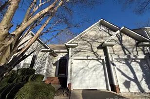 12026 Cheviott Hill Ln, Charlotte, NC 28213 - Photo 1