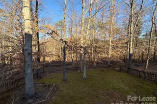 12026 Cheviott Hill Ln, Charlotte, NC 28213 - Photo 18