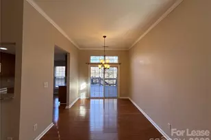 12026 Cheviott Hill Ln, Charlotte, NC 28213 - Photo 4