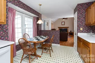 2 Strathmore Dr, Arden, NC 28704 - Photo 8