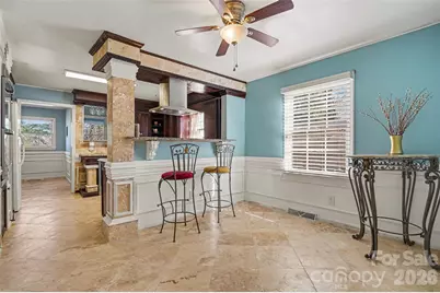 7144 Chapparall Lane, Charlotte, NC 28215 - Photo 8