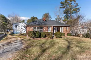 118 Rutledge Dr, Hendersonville, NC 28739 - Photo 1