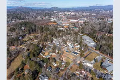 118 Rutledge Drive, Hendersonville, NC 28739 - Photo 40