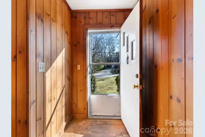 118 Rutledge Drive, Hendersonville, NC 28739 - Photo 8