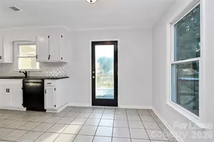 1311 Hathshire Dr, Charlotte, NC 28262 - Photo 4