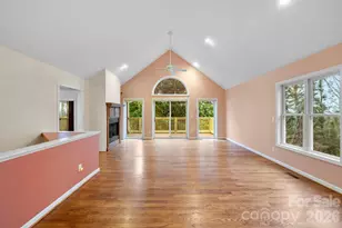 242 Carriage Summitt Way, Hendersonville, NC 28791 - Photo 4