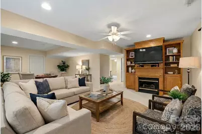 242 Carriage Summitt Way, Hendersonville, NC 28791 - Photo 22