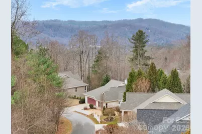 242 Carriage Summitt Way, Hendersonville, NC 28791 - Photo 30