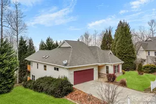 242 Carriage Summitt Way, Hendersonville, NC 28791 - Photo 2