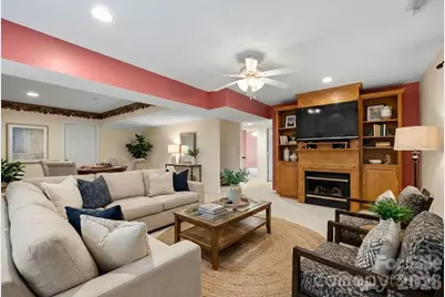 242 Carriage Summitt Way, Hendersonville, NC 28791 - Photo 22