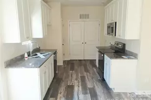 108 Harvest Moon Ct, Statesville, NC 28625 - Photo 4