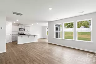 51 Caroline Vly Ln, Hendersonville, NC 28792 - Photo 10