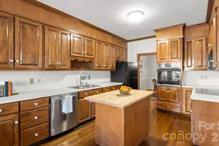 3523 Kylemore Ct, Charlotte, NC 28210 - Photo 18