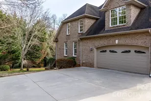 2301 Willow Creek Dr, Newton, NC 28658 - Photo 32