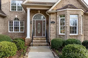 2301 Willow Creek Dr, Newton, NC 28658 - Photo 8