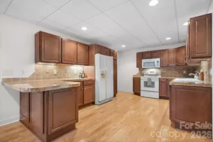2301 Willow Creek Dr, Newton, NC 28658 - Photo 22