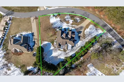 2301 Willow Creek Drive, Newton, NC 28658 - Photo 10