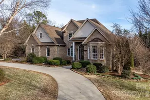 2301 Willow Creek Dr, Newton, NC 28658 - Photo 4