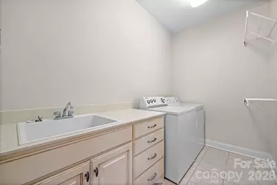2301 Willow Creek Drive, Newton, NC 28658 - Photo 20