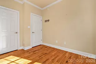 387 Goodview Dr, Hendersonville, NC 28792 - Photo 28