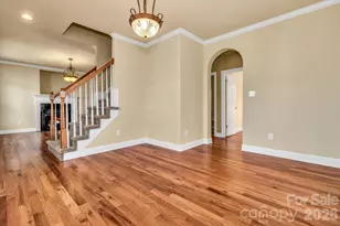 387 Goodview Dr, Hendersonville, NC 28792 - Photo 14