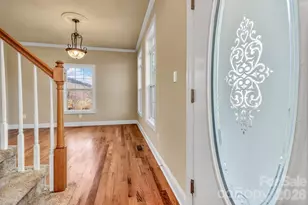 387 Goodview Dr, Hendersonville, NC 28792 - Photo 6