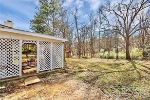 8729 Timbercrest Cir, Charlotte, NC 28226 - Photo 30