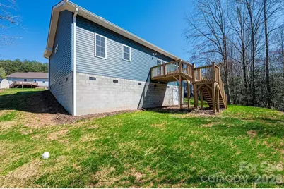 1314 39th Street Circle SW, Hickory, NC 28602 - Photo 6