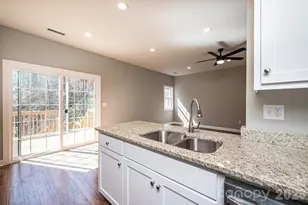 1314 39th St Cir SW, Hickory, NC 28602 - Photo 18