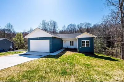 1314 39th Street Circle SW, Hickory, NC 28602 - Photo 1