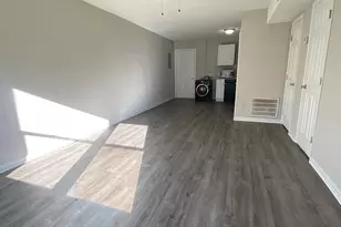 900 Junius St, Gastonia, NC 28052 - Photo 2