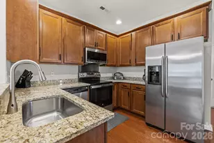 5505 Tipperlinn Way, Charlotte, NC 28278 - Photo 6