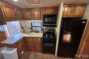 121 Sparrow Ln, New London, NC 28127 - Photo 8