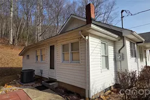 212 Old Dale Rd, Spruce Pine, NC 28777 - Photo 12