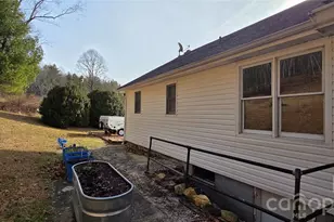 212 Old Dale Rd, Spruce Pine, NC 28777 - Photo 30