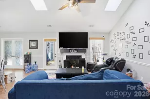 165 Edgewater Dr NW, Concord, NC 28027 - Photo 4